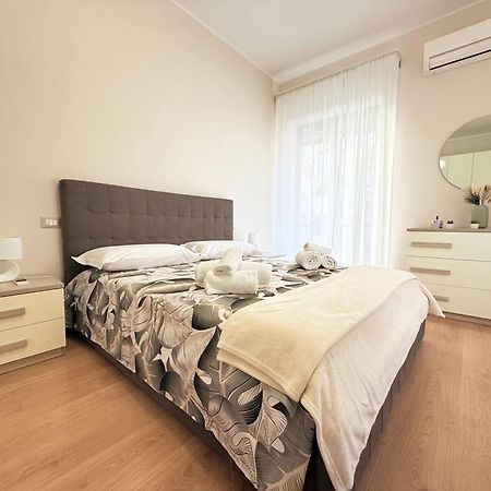 Dimora Del Corso Apartment Salerno Ngoại thất bức ảnh